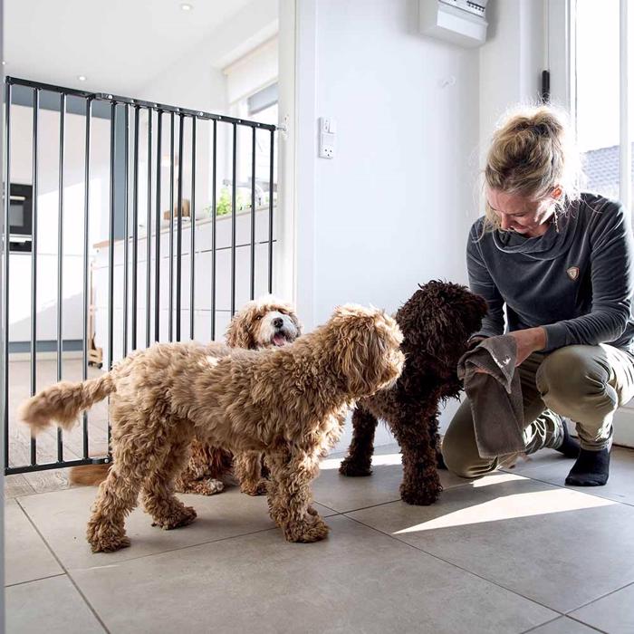 DogSpace Charlie Ekstra Høj Vægmonteret Hundelåge Gitter 103 cm SORT