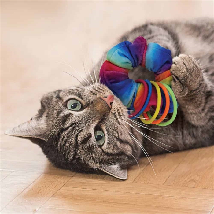 KONG Active Scrunchie Kattelegetøj Elastik med Knitrerlyd & Catnip